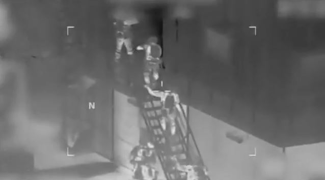 Αμερικανοί κομάντο κατέλαβαν τάνκερ υπό ρωσική σημαία στον Ατλαντικό – Η αντίδραση της Μόσχας