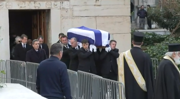 Οι επίσημοι και οι «γαλαζοαίματοι» που παρέστησαν στην κηδεία της πριγκίπισσα Ειρήνης