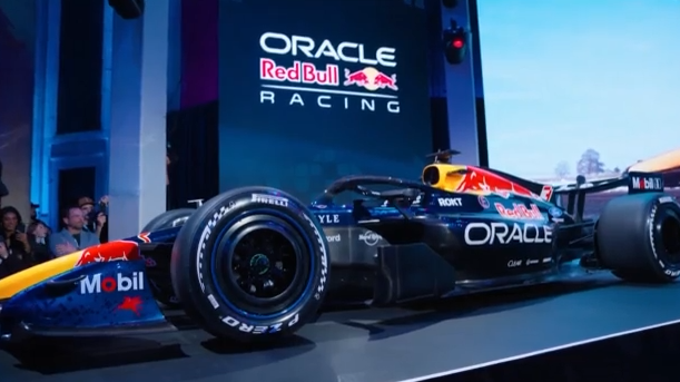 Formula 1: «Πόλεμος» για τους νέους κινητήρες των Mercedes & Red Bull