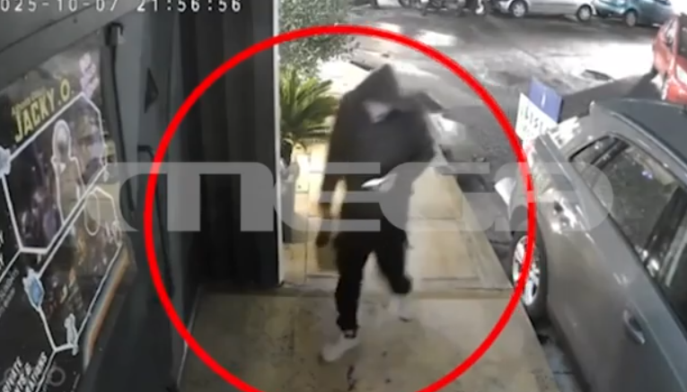 Νέα βίντεο-ντοκουμέντα από τη βομβιστική επίθεση σε ντισκοτέκ στα Ιλίσια – Η τοποθέτηση της βόμβας και η έκρηξη