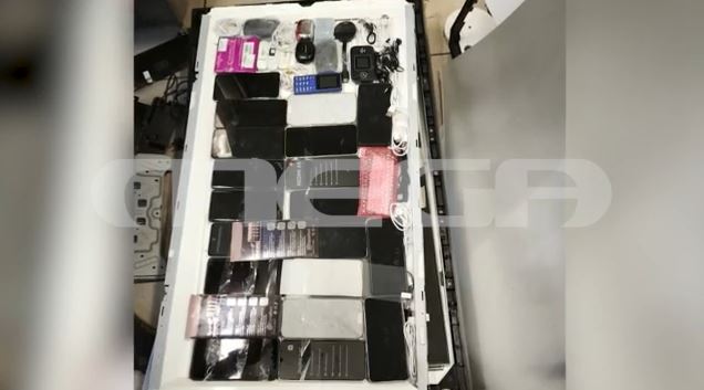 Φυλακές Μαλανδρίνου: Πήγαν να περάσουν τηλεόραση με δεκάδες κινητά στο εσωτερικό της – MEGA αποκλειστικό