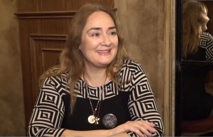 Ελένη Ουζουνίδου για το «Τι ψυχή θα παραδώσεις μωρή»: Έναν χρόνο σχεδόν κράτησαν τα γυρίσματα