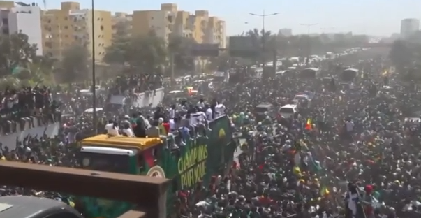 Σενεγάλη: «Γκρέμισαν τα τείχη» για τους πρωταθλητές Αφρικής