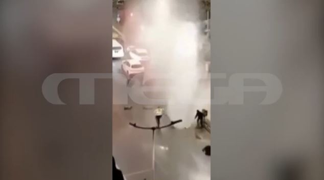 Θεσσαλονίκη: Η στιγμή που σπάει αγωγός νερού στη Θεσσαλονίκη – MEGA ντοκουμέντο