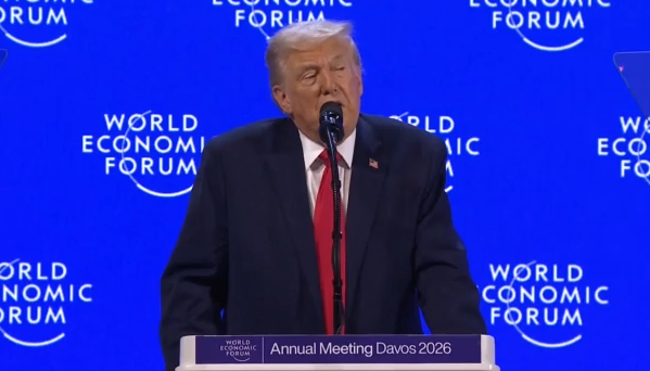 Πιέζει τους Ευρωπαίους για την Γροιλανδία ο Τραμπ – «Δεν θα χρησιμοποιήσω βία – Επιδιώκουμε άμεσες διαπραγματεύσεις»