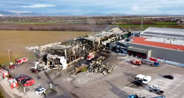 Εργοστάσιο «Βιολάντα»: Τα σενάρια για τα αίτια της έκρηξης, τα πρωτόκολλα ασφαλείας & τα αναπάντητα «γιατί»