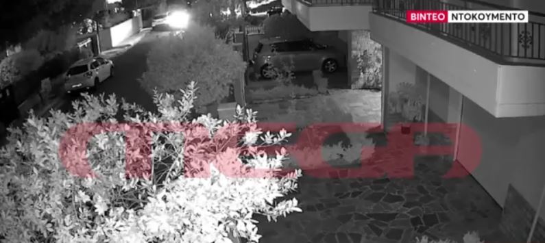 Κηφισιά: Μεθυσμένος οδηγός χτύπησε σε επτά παρκαρισμένα οχήματα – Βίντεο ντοκουμέντο του MEGA