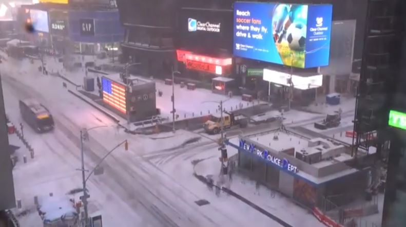 ΗΠΑ: Τριάντα νεκρούς άφησε πίσω της η χιονοκαταιγίδα «Fern»