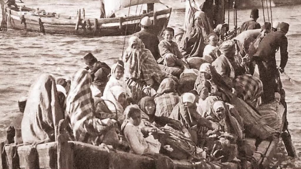 Οι πρόσφυγες στον Πειραιά