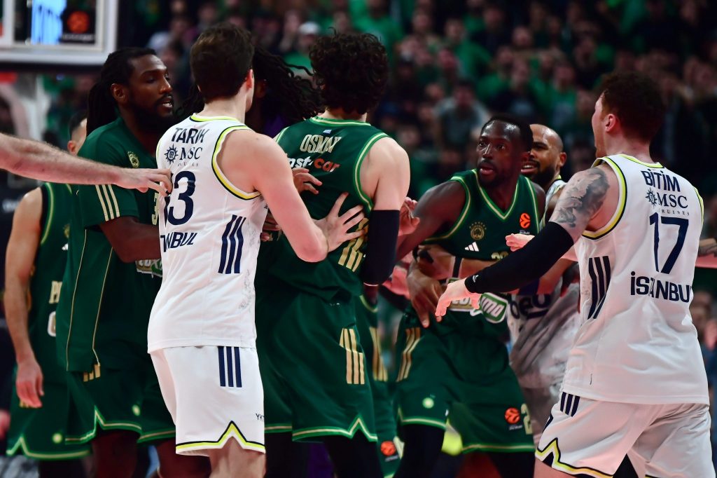 Euroleague: Ήττα για τον Παναθηναϊκό από τη Φενέρμπαχτσε