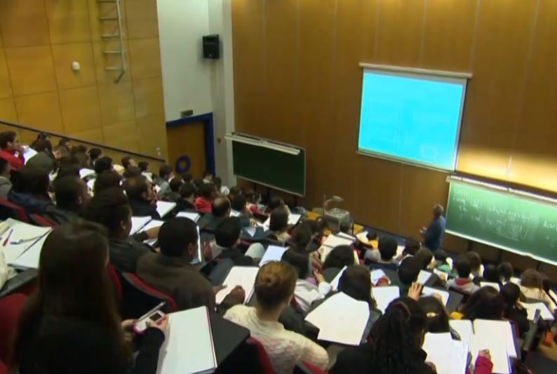 Κρήτη: Μητέρα ζήτησε επανεξέταση του γραπτού του γιου της – Μηδενίστηκε εξαιτίας χρήσης ΑΙ