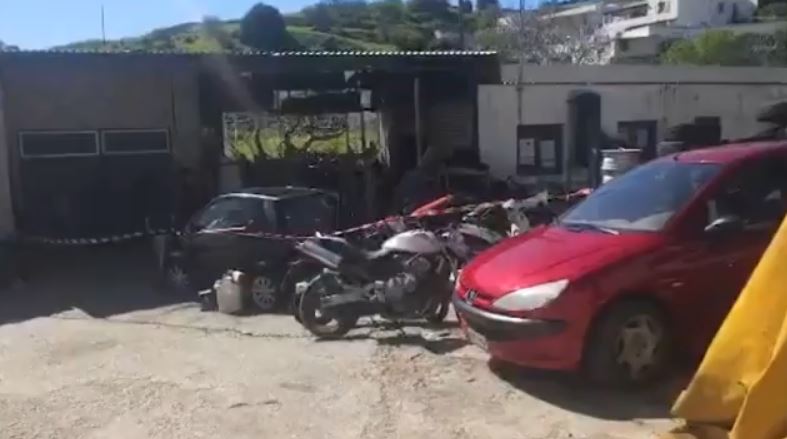 Λέρος: Σοκάρει η ομολογία του 18χρονου πατροκτόνου – Οι εντάσεις & η κακοποίηση