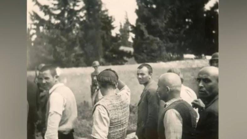 Το υπουργείο Πολιτισμού κήρυξε μνημείο το σύνολο της συλλογής φωτογραφιών των 200 εκτελεσθέντων της Καισαριανής