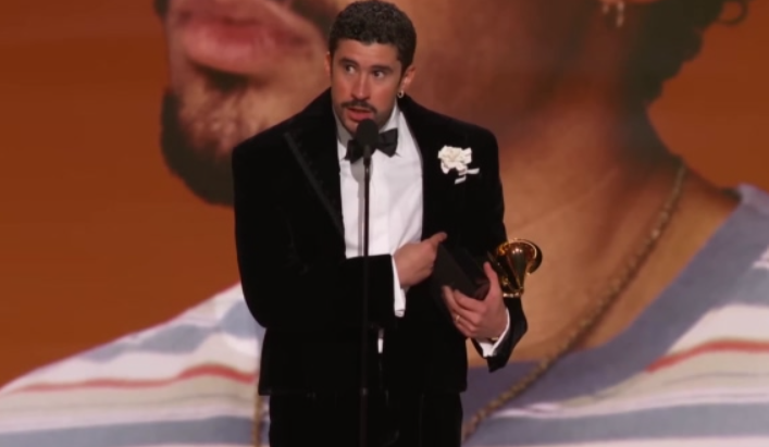 Super Bowl: Απόψε το μεγαλύτερο τηλεοπτικό γεγονός της χρονιάς στην Αμερική – Στο καθιερωμένο σόου στο ημίχρονο ο Bad Bunny