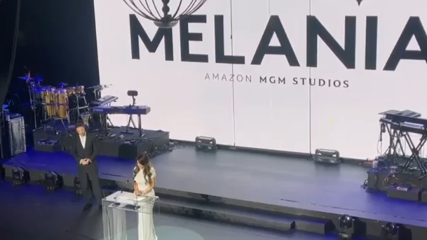 Κίμπερλι Γκίλφόιλ: Προανήγγειλε επίσκεψη του Τραμπ στην πρεμιέρα για το ντοκιμαντέρ της Μελάνια