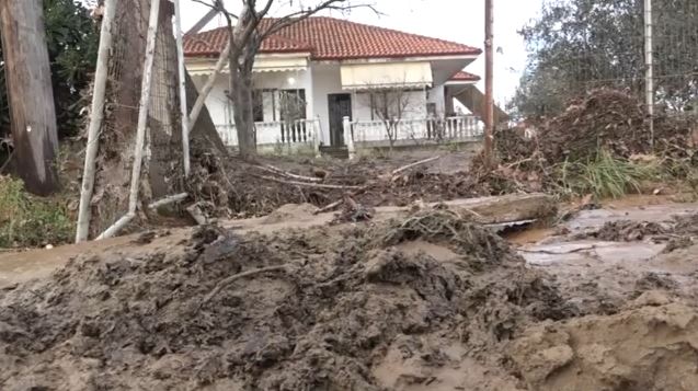 «Σάρωσε» τη χώρα η κακοκαιρία – Προβλήματα & καταστροφές