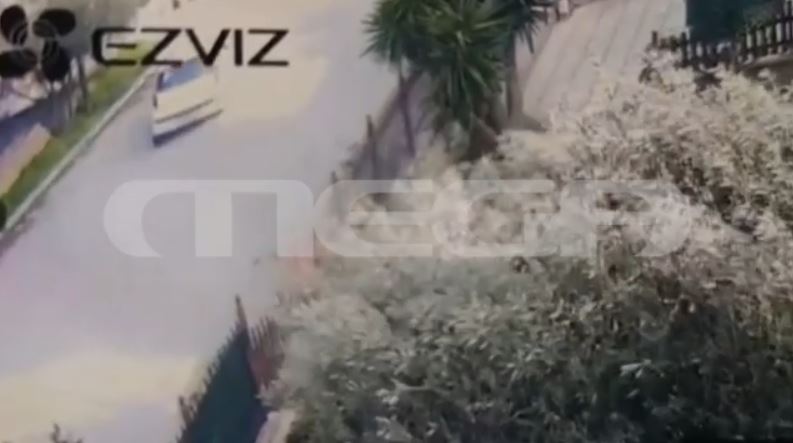 Τραγωδία στη Λούτσα: Νεκρός 15χρονος σε τροχαίο, τραυματίες οι δύο φίλοι του – Βίντεο ντοκουμέντο