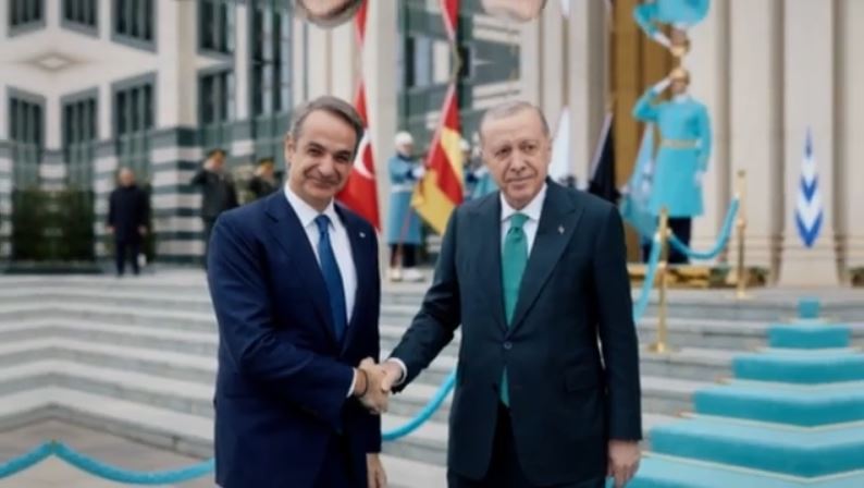 Το παρασκήνιο της συνάντησης Μητσοτάκη-Ερντογάν – Το κλίμα και οι λεπτομέρειες του γεύματος