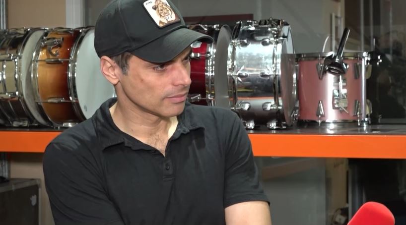 Γιώργος Παπαγεωργίου: Σκηνοθετεί την παράσταση αφιέρωμα για τον Τσιτσάνη – «Ανυπέρβλητος συνθέτης»