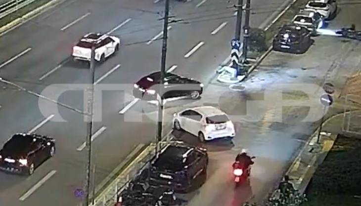 Λεωφόρος Συγγρού: Τροχαίο σοκ – Σύγκρουση ΙΧ με μοτοσικλέτα