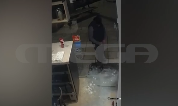 Θεσσαλονίκη: 40χρονος λήστεψε 10 μαγαζιά σε ένα βράδυ – Καρέ καρέ η δράση του