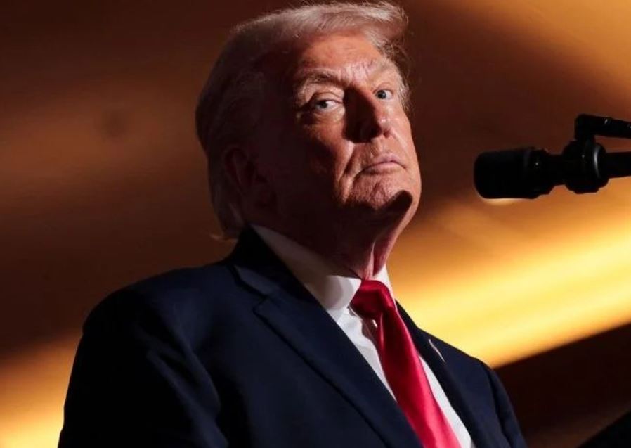 ΗΠΑ: «Χαστούκι» από το Ανώτατο Δικαστήριο στον Τραμπ – Παράνομοι οι δασμοί