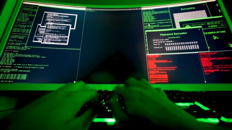 Υπόθεση υποκλοπών: Ένοχοι και οι 4 ιδιώτες που εμπλεκονται με το παράνομο κατασκοπευτικό λογισμικό Predator