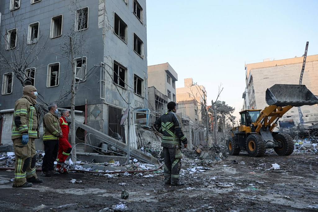 Πώς σχολιάζουν τα κόμματα τις εξελίξεις στη Μέση Ανατολή