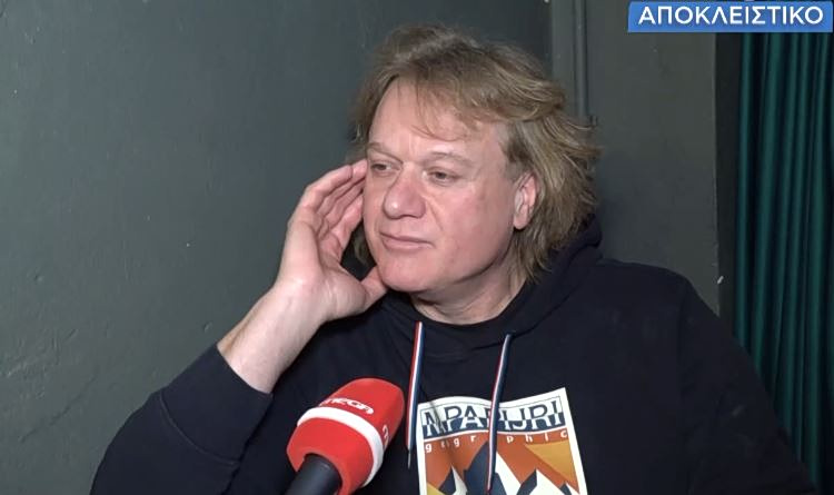 Πέτρος Γαϊτάνος: «Πάρα πολλοί γονείς μου λένε ότι νανουρίζουν τα παιδιά τους με τους ύμνους μου»