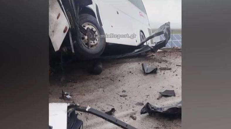 Φθιώτιδα: Νεκρός 21χρονος οδηγός σε μετωπική σύγκρουση με λεωφορείο