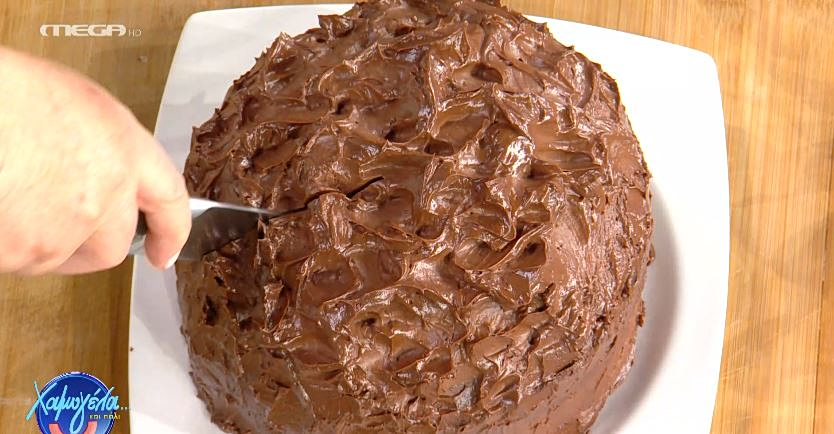 Η Αργυρώ Μπαρμπαρίγου μας ετοιμάζει matilda cake