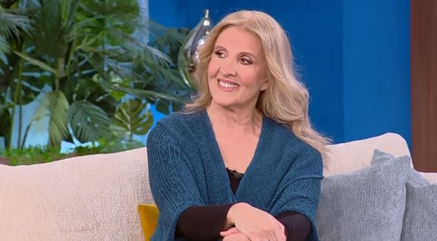 Ελένη Ζιώγα: «Στα τραγούδια που γράφω δανείζομαι τα βιώματά μου»