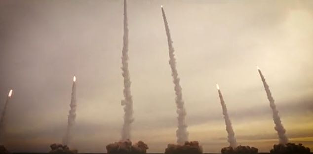 Ανελέητοι βομβαρδισμοί σε Τεχεράνη, Βηρυτό, Τελ Αβίβ και τις χώρες του Περσικού Κόλπου