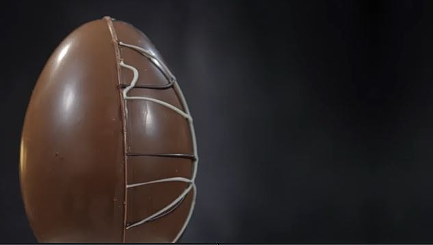 Ακρίβεια: Στα ύψη οι τιμές πασχαλινών αυγών & τσουρεκιών – Έρευνα αγοράς από τους καταναλωτές