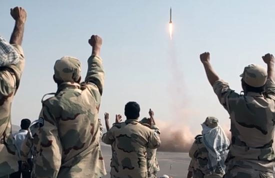 Ποιοι είναι οι Φρουροί της Επανάστασης – Ο ρόλος τους στην κρίση στη Μέση Ανατολή