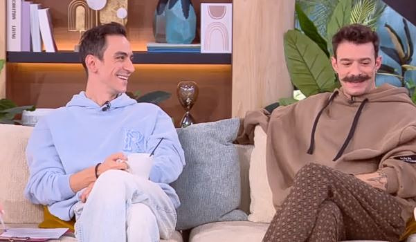 Τόλης Παπαδημητρίου & Κωνσταντίνος Γαβαλάς: Η παράσταση «ΟΙΚΟΓΕΝΕΙΑ ΤΣΕΚΜΕ» & η συνεργασία