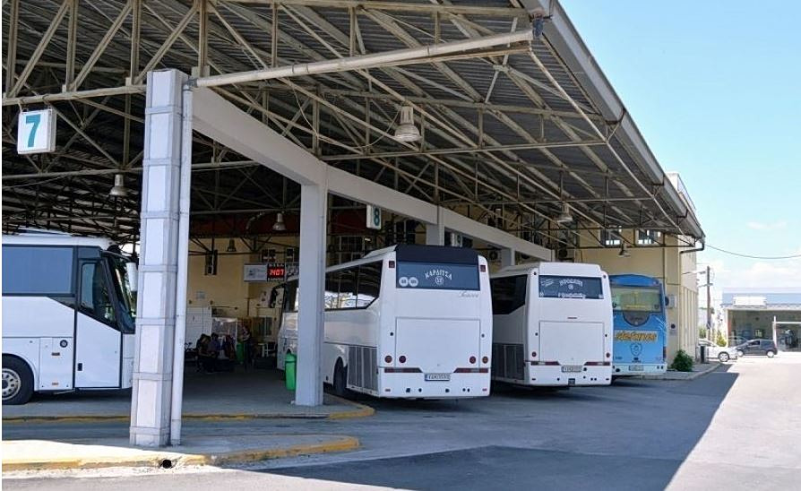 Διακόπηκαν τα σχολικά δρομολόγια του ΚΤΕΛ Καρδίτσας λόγω συσσωρευμένων χρεών της Περιφέρειας – Τι λέει ο Περιφερειάρχης Θεσσαλίας