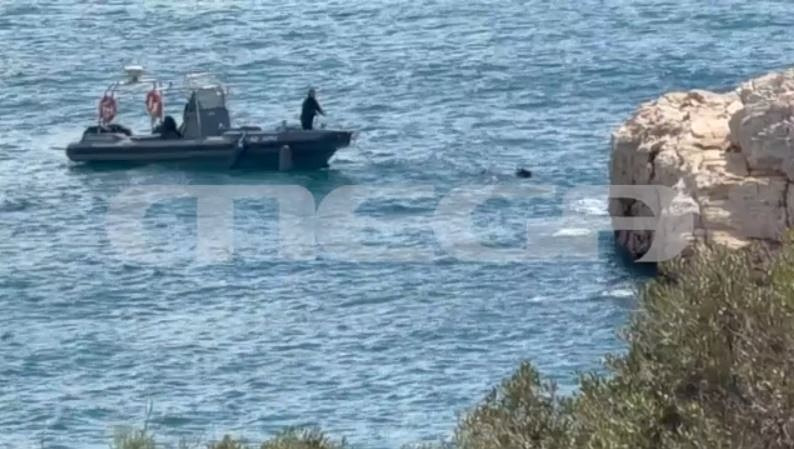 Επίλογος στην τραγωδία στο «πηγάδι του διαβόλου» στα Λιμανάκια Βουλιαγμένης – Ανασύρθηκε η σορός του 34χρονου δύτη