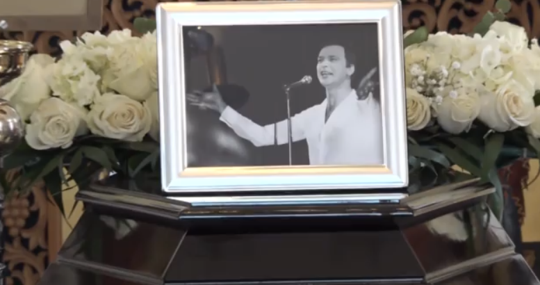 Το τελευταίο «αντίο» στον εμβληματικό καλλιτέχνη Γιώργο Μαρίνο