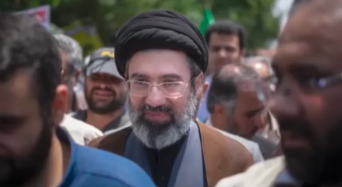 Ιράν: Ποιος είναι ο δευτερότοκος γιος του Χαμενεΐ που εκλέχθηκε νέος ηγέτης