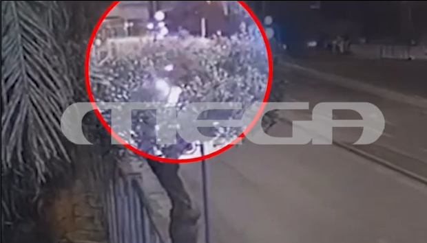 Βούλα: Καρέ – καρέ η σφοδρή σύγκρουση ΙΧ με το ταξί της 58χρονης που σκοτώθηκε