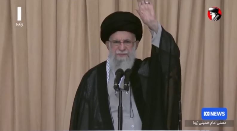 Αγιατολάχ Αλί Χαμενεΐ: Το προφίλ του 86χρονου ισχυρού άνδρα του Ιράν που έπεσε νεκρός από τις πυραυλικές επιθέσεις ΗΠΑ & Ισραήλ