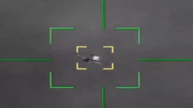 Διασώθηκε από τις ΗΠΑ ο αγνοούμενος Αμερικανός χειριστής – Απορρίπτει το τελεσίγραφο του Τραμπ το Ιράν