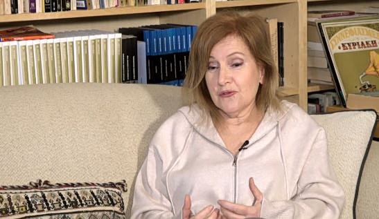 Έλλη Πασπαλά: «Δεν έχω πρόβλημα με τις ρυτίδες»