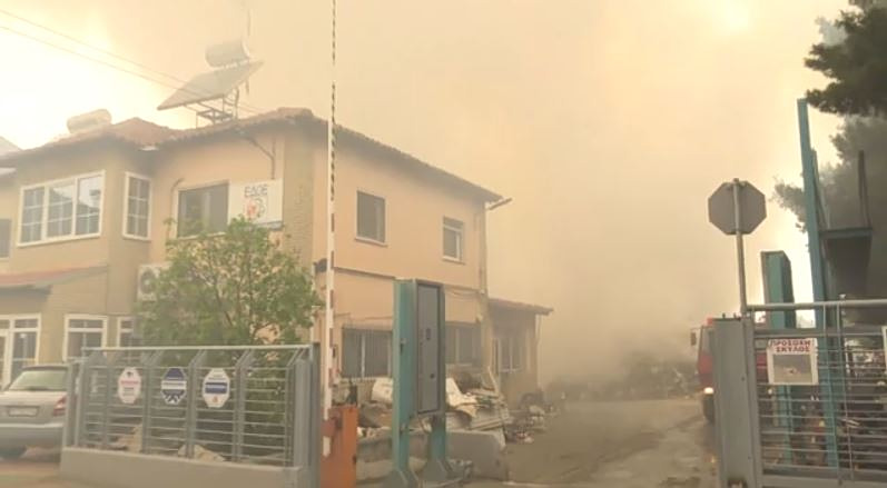 Θεσσαλονίκη: Φωτιά σε εταιρεία ανακύκλωσης στο Ωραιόκαστρο – Ανακοίνωση από τον δήμο Ωραιοκάστρου