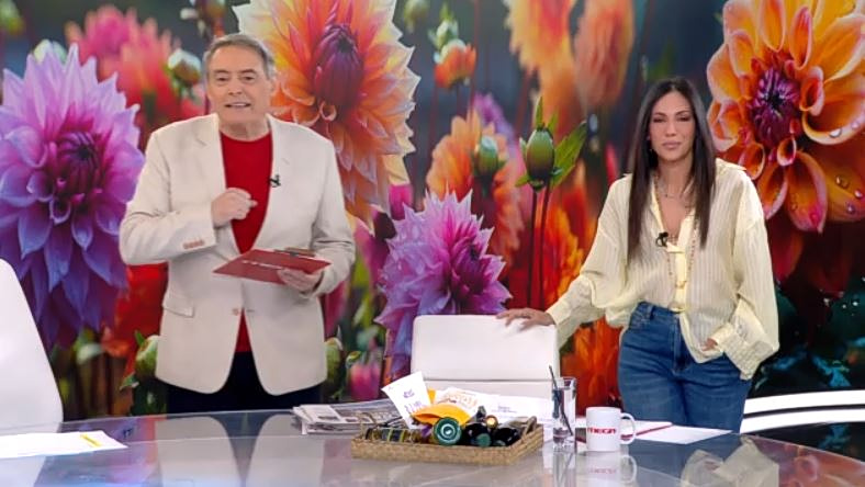 Κοινωνία Ώρα Mega