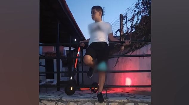 Ανείπωτη τραγωδία στην Ηλία: 13χρονος νεκρός σε τροχαίο με ηλεκτρικό πατίνι