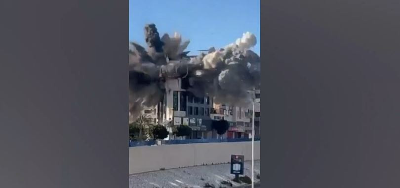 Το Ισραήλ συνεχίζει τον ανελέητο βομβαρδισμό του Λιβάνου