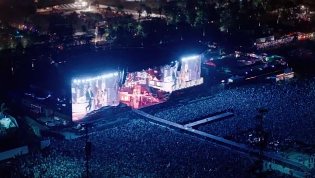 Coachella: Λαμπερές εμφανίσεις & πλήθος κόσμου στο μουσικό φεστιβάλ