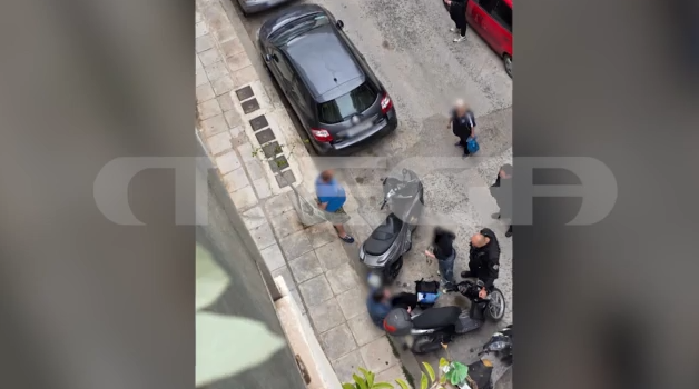 Παγκράτι: Ένταλμα σύλληψης για τον 59χρονο που ξυλοκόπησε νεαρή γυναίκα για μία θέση πάρκινγκ